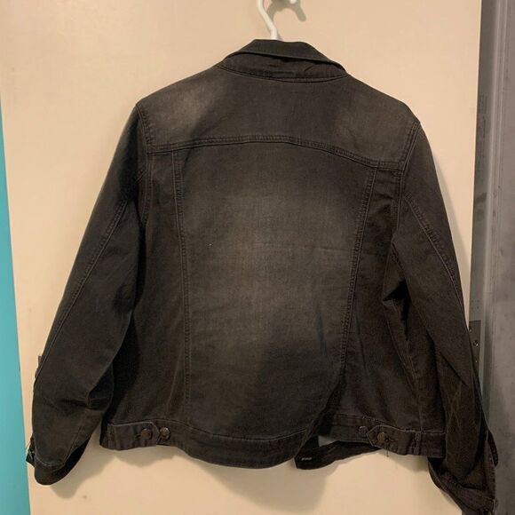 Love and Legend classic denim jacket, sz14, distressed look, acid wash, EUC - Picture 3 of 16